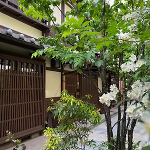 https://imakumano-terrace-eisen-an.hotels-in-kyoto.org